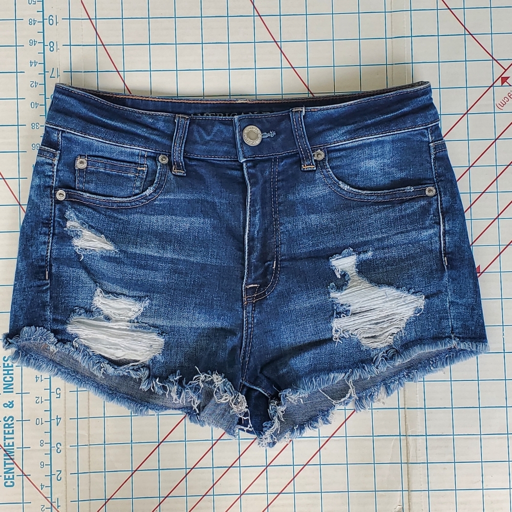 American Eagle Curvy Hi-Rise Shortie Denim Shorts Women's Size 4 Bootie Jeans